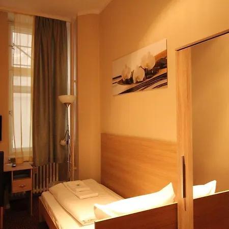Hotel Elegia Am Kurfuerstendamm Berlin Room photo